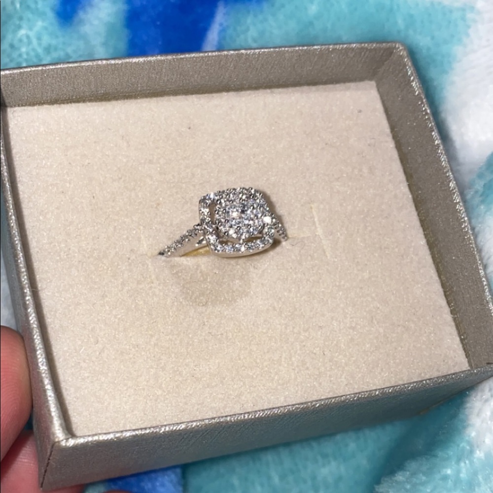 Zales 1/2 Carat T.W 10K White Gold RGJ/13 Ring SIZE 3.5